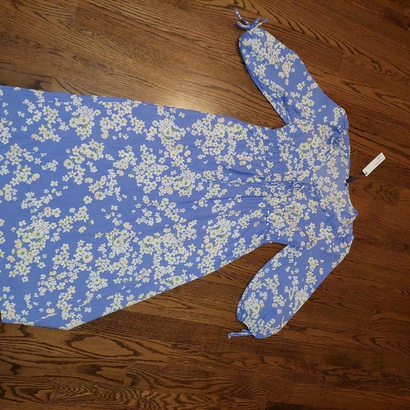 Dress-New With Tags! - Picture 2 of 2